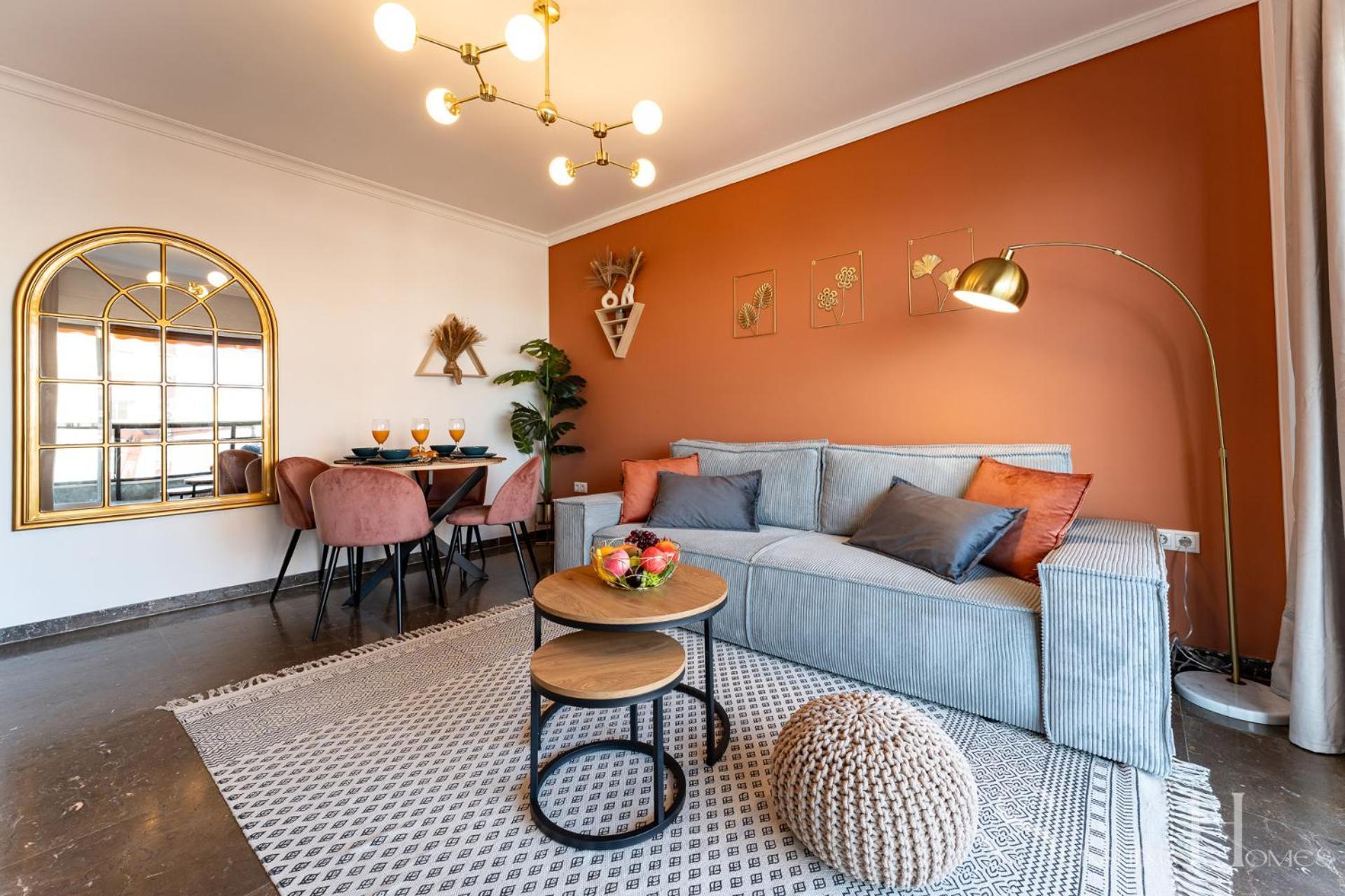 First Line , Cosy And Comfortable + Swimming Pool Торремолинос Экстерьер фото