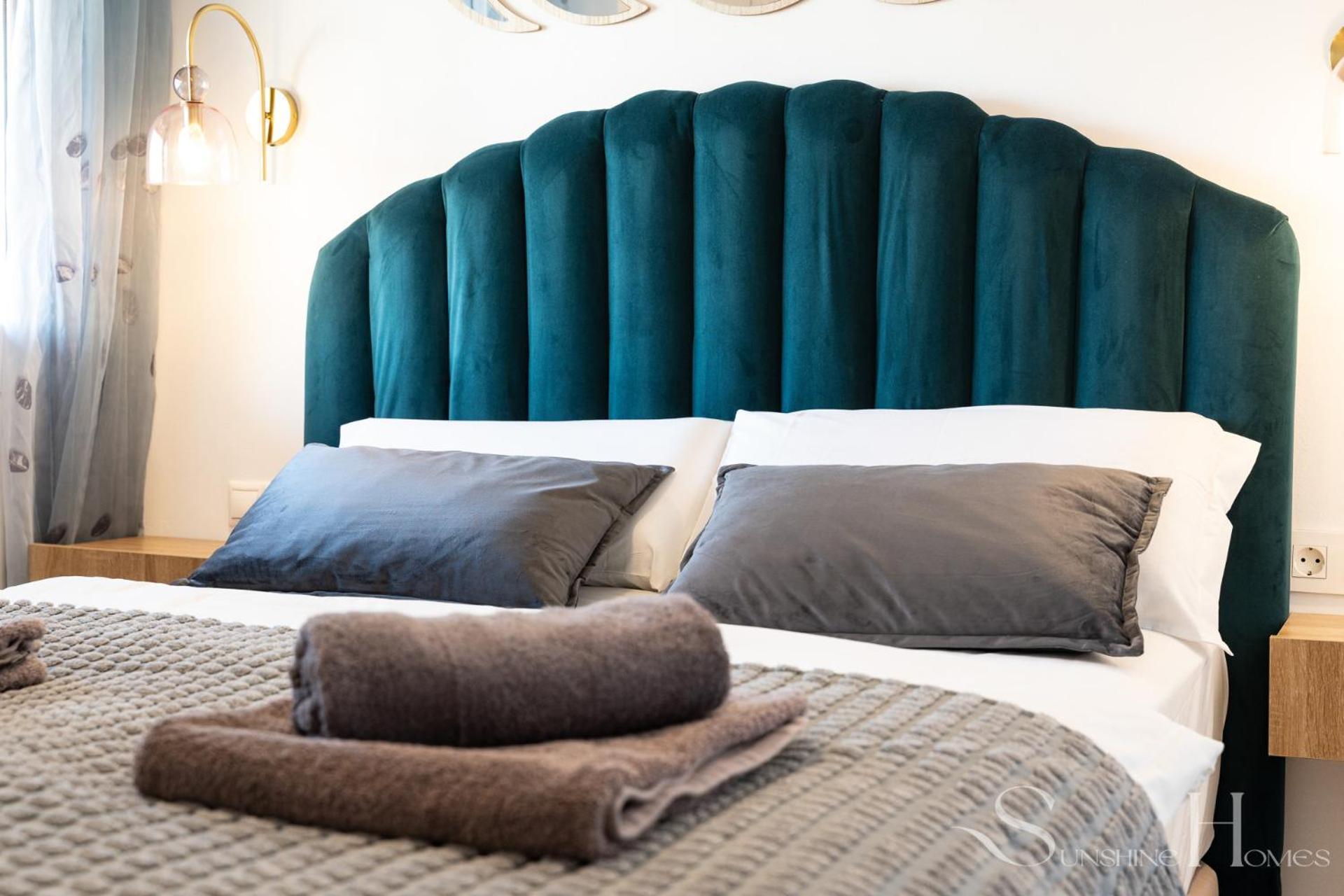 First Line , Cosy And Comfortable + Swimming Pool Торремолинос Экстерьер фото